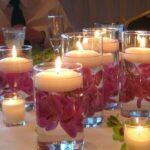 Свеча с лепестками роз, прозрачная